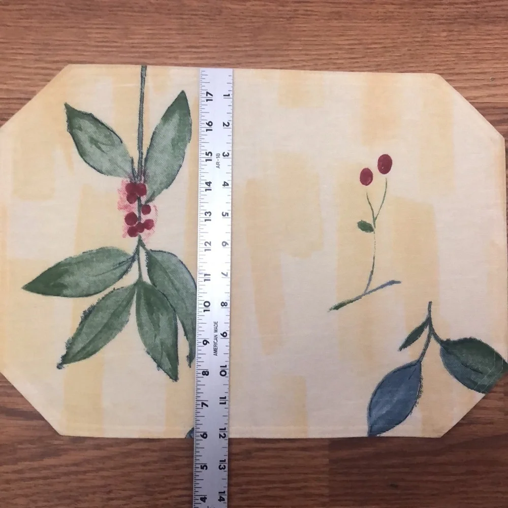 Spring refresh Set of 4 yellow fabric placemats with botanical greenery design